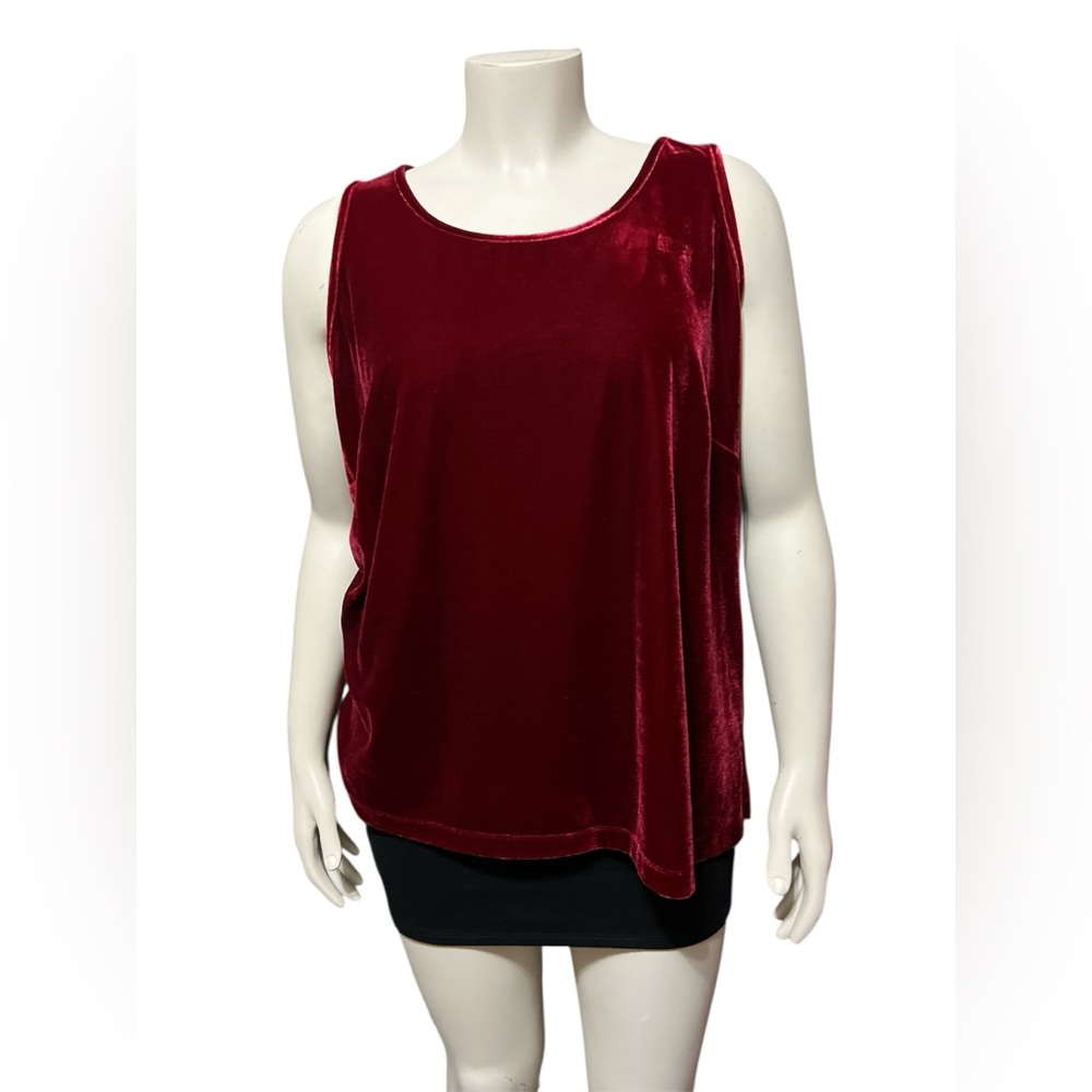 NWT John Mark Plus Size 2X Solid Velvet Scoop Neck Sleeveless Tank Burgandy